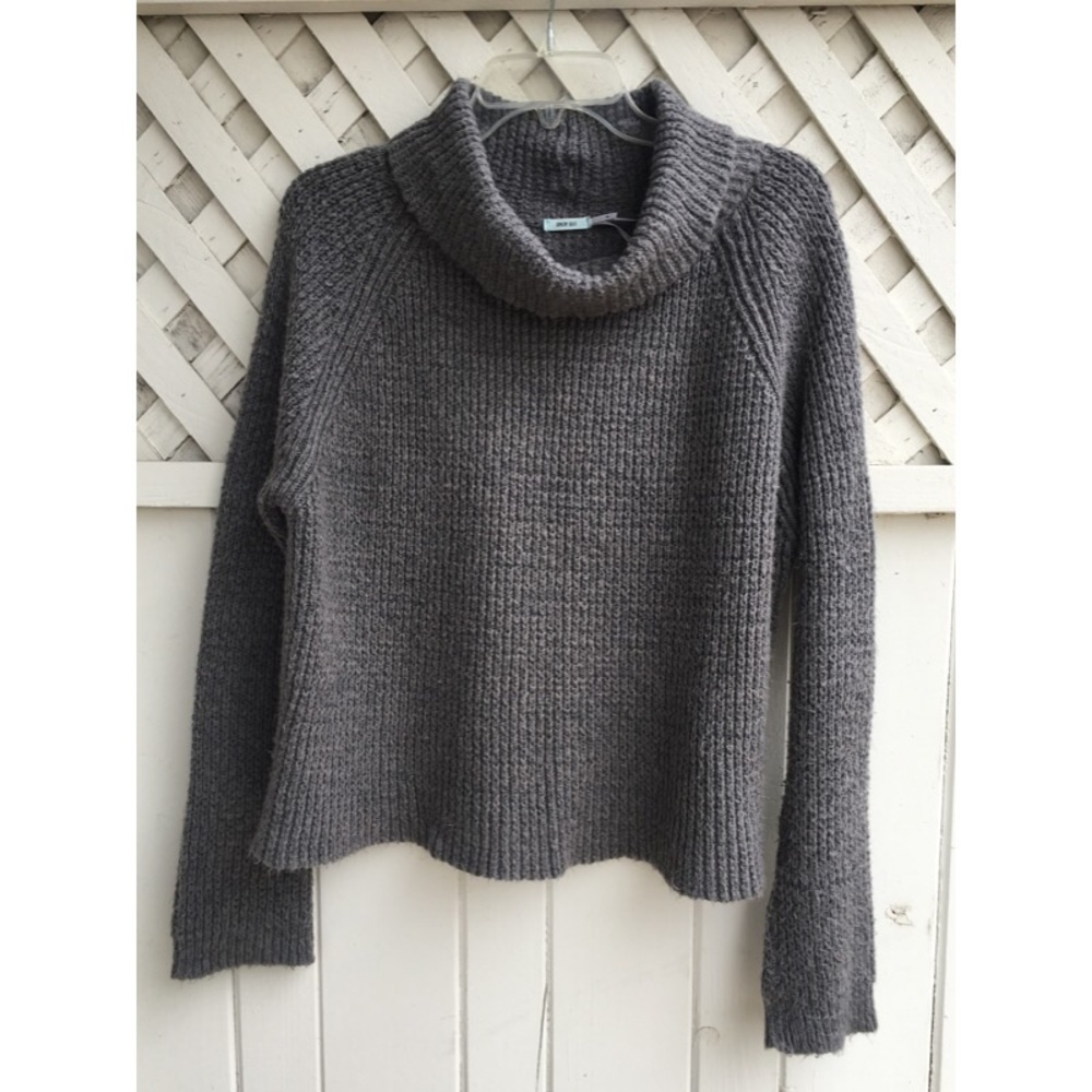 turtleneck sweater